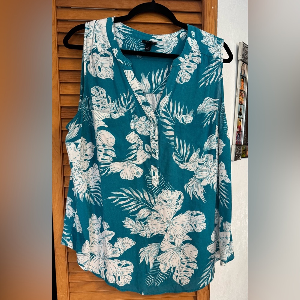 Torrid Harper Washable Gauze Sleeveless Pullover Blouse